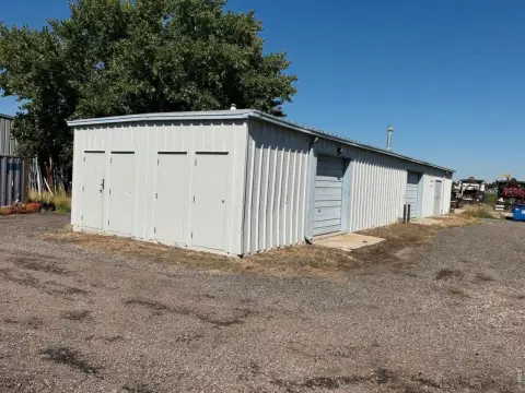 Warehouse with Overhead Doors