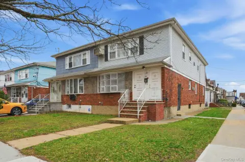 Richmond Hill Multifamily Property