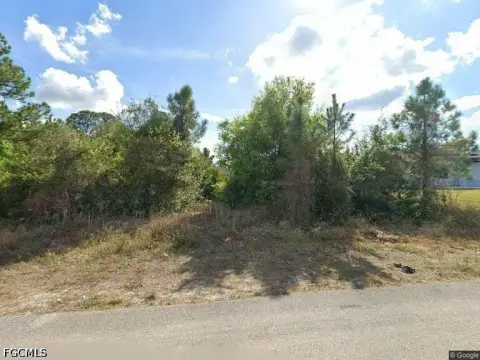 Residential Lot in Lehigh Acres
