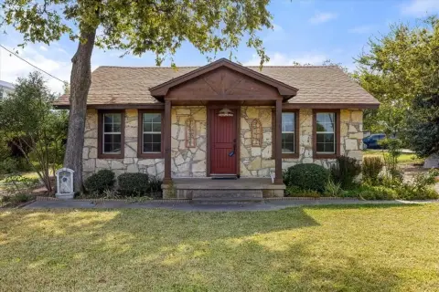 Commercial Property Near Justice Center