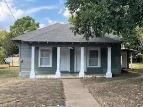 Cleburne Duplex with Large Yards