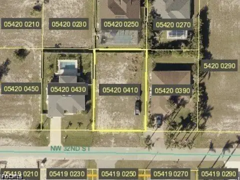 Residential Lot in Cape Coral
