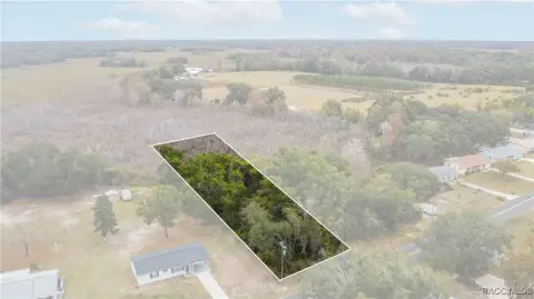 Inverness Land Near Chain of Lakes