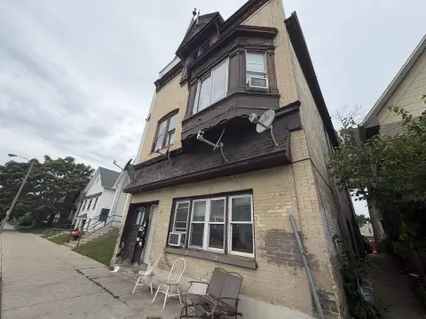 Five-Unit Apartment Building