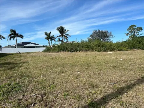 Cape Coral Land Parcel