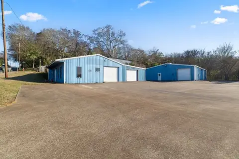 Flex Space with Two Metal Buildings