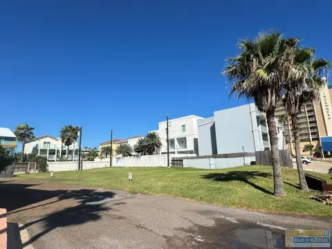 Residential Lots Near Beach Access