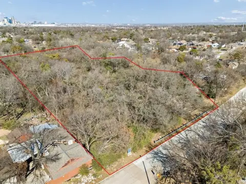 Dallas Acreage with Skyline Views
