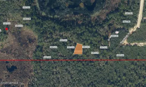 Land in Interlachen, Florida