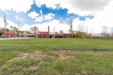 Vacant Commercial Land Parcel