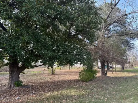 Unrestricted Commercial-Residential Lot