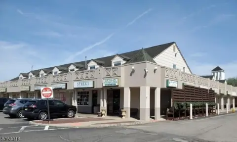 Retail Space in Berkeley Heights