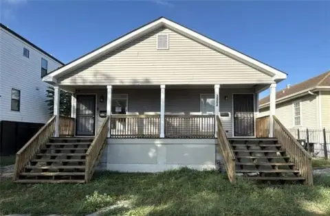 Shotgun Camelback Duplex