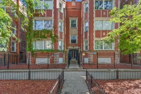 12-Unit Brick Apartment Buildings
