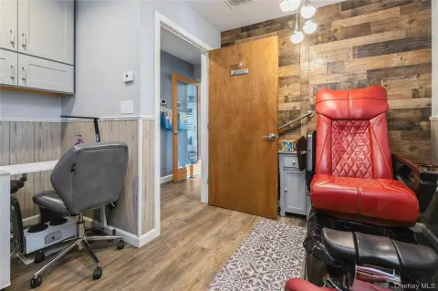 Oakdale Medical/Spa Office Space