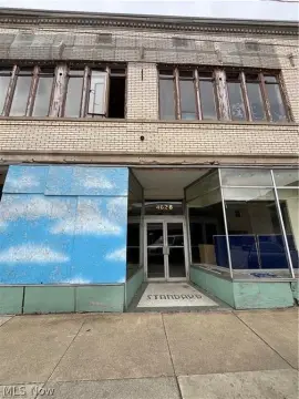 Storefront Building