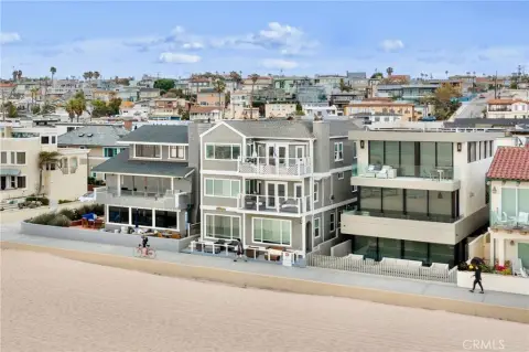 Beachfront 5-Unit Apartment Building