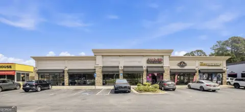 Stockbridge Retail Strip Center