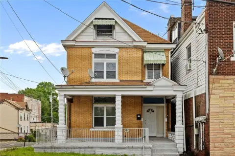 Vacant Duplex With Separate Utilities