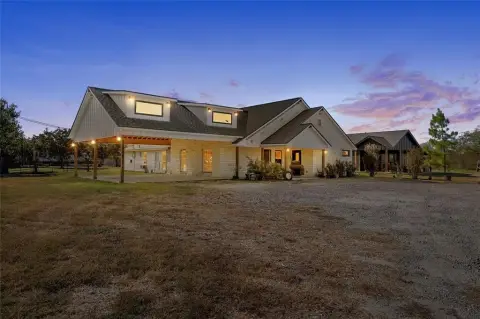 Waco 5-Acre Multi-Home Property