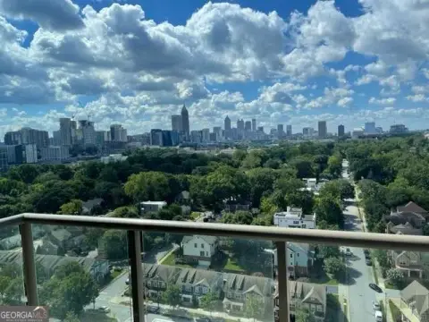 Income-Producing Atlanta One-Bedroom Condo