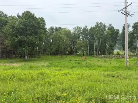 Corner Land Parcel with Mountain Views
