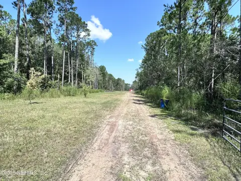 Northwest Duval County Land Parcel