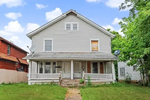 Duplex with Six Bedrooms