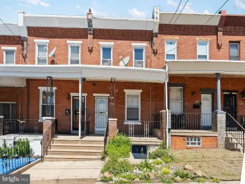 Philadelphia Duplex: Investment Opportunity