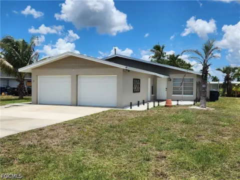 Fort Myers Duplex Near Beaches