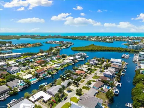 Direct-Access Waterfront Land Lot