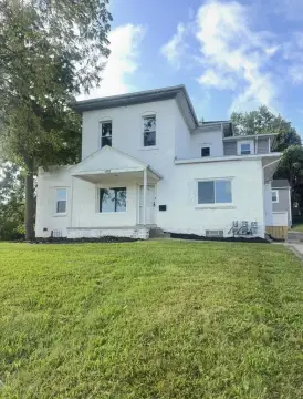 Updated 5-Unit Apartment Building