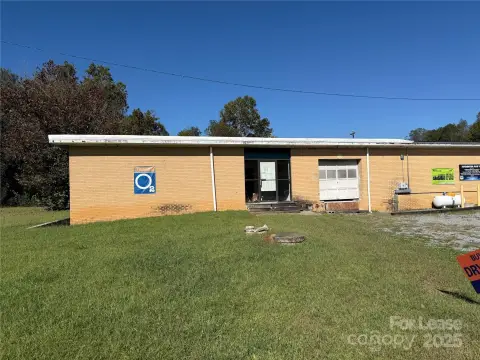 Marion Commercial Space For Lease