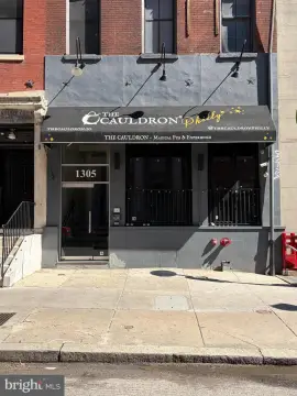 Restaurant Space in Midtown Village