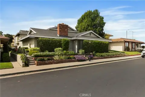 Huntington Beach Quadruplex For Sale