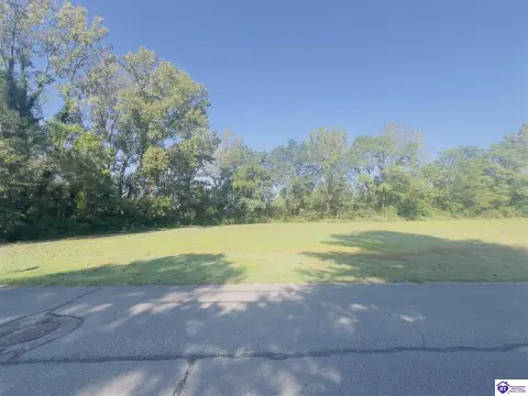 Residential Building Lot in Louisville