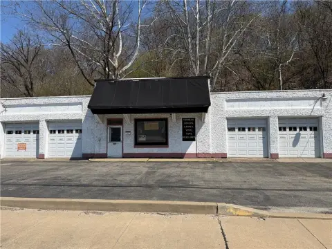 Four-Bay Auto Shop