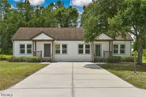 Renovated Duplex in Lehigh Acres