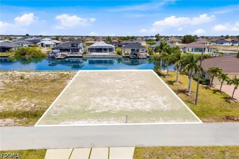 Waterfront Land in Cape Coral