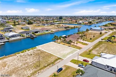 Seawall Waterfront Land with Sailboat Gulf Access