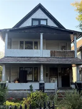 Duplex with Third-Floor Unit