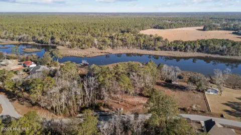 Waterfront Lot in Salt Creek