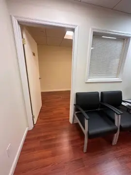High-Floor Office Unit