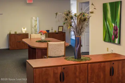 Flexible Office Room