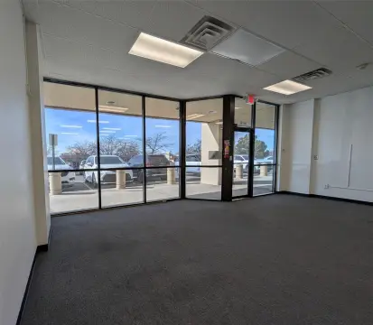 Santa Fe Retail Space Available