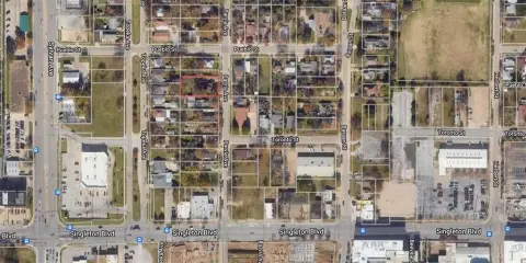 Extra-Wide Lot Near Trinity Groves