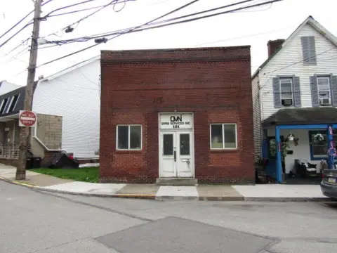 Wilmerding Warehouse with Potential