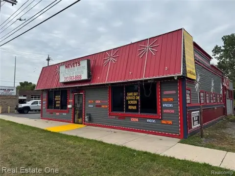 Dearborn Heights Commercial Space For Rent