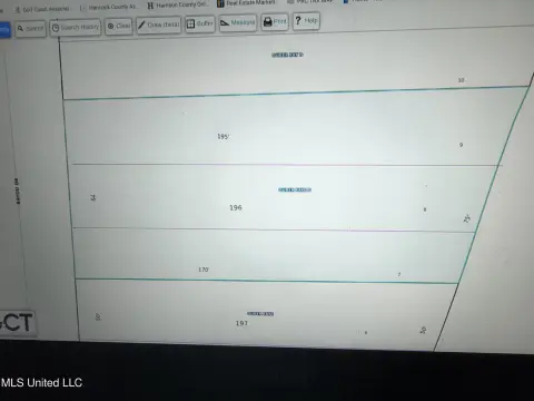 Waterfront Lot in Harbor Estates