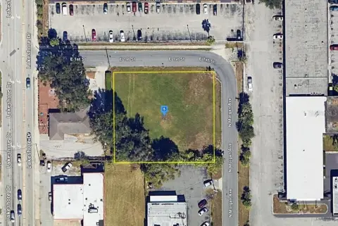 Commercial Lot in Desirable Neighborhood